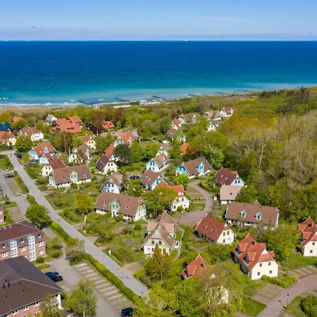 Ferienhaussiedlung Strandperlen Sanddornhof 7a * Wustrow (Fischland)