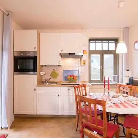 Holiday home Ferienhaussiedlung Strandperlen Sanddornhof 7a